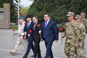 Подробнее о статье Советник Президента посетил военный ВУЗ в городе Алматы